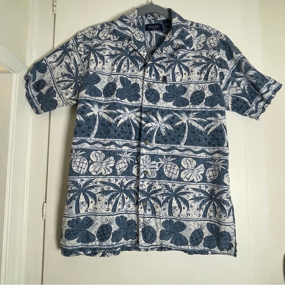 Retro Guess Blue and White Tropical  Button Down Shirt Size L - Picture 1 of 7